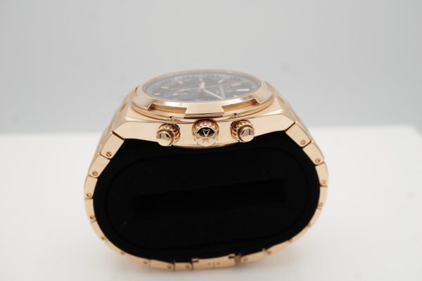 Vacheron CONSTANTIN OVERSEAS CHRONOGRAPH 5500V ROSE GOLD BLUE DIAL 2023 MODEL - Image 3