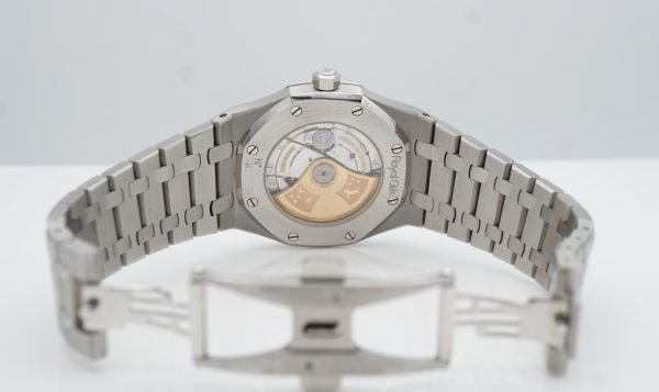 Audemars PIGUET ROYAL OAK 15300ST WHITE DIAL 39MM H SERIAL 2011 BOXES PAPERS - Image 8