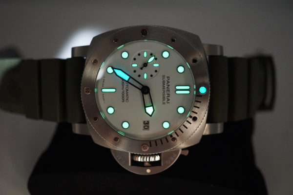 PANERAI PAM 1223 SUBMERSIBLE BIANCO DIAL 42mm WARRANTY COMPLETE SET - Image 10