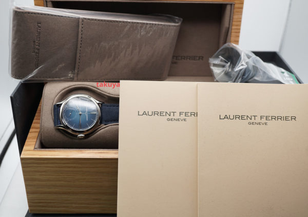 BRAND NEW Laurent Ferrier CLASSIC ORIGIN BLUE DIAL TITANIUM 40MM 2023 COMPLETE SET - Image 2