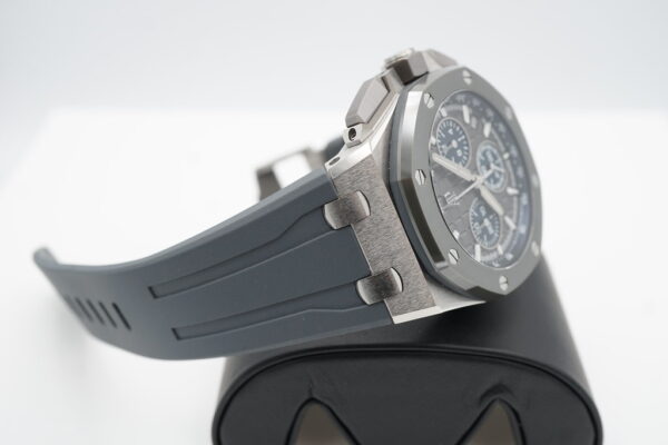 Audemars PIGUET ROYAL OAK OFFSHORE 26420IO TITANIUM GREY CERAMIC 43MM 2022 - Image 6