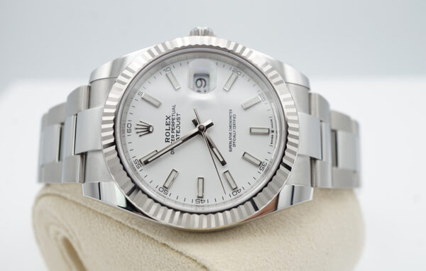 Rolex 126334 DATEJUST 41 FLUTED BEZEL WHITE STICK DIAL OYSTER BAND 2023 FULL SET - Image 10