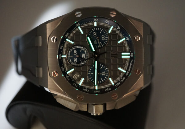 Audemars PIGUET ROYAL OAK OFFSHORE 26420IO TITANIUM GREY CERAMIC 43MM 2022 - Image 11