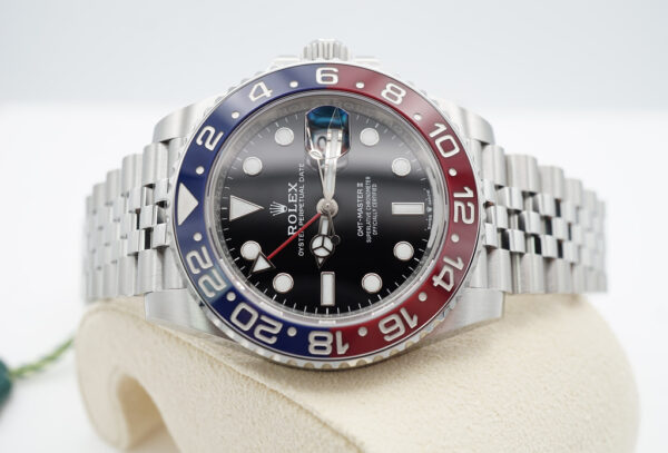 BRAND NEW Rolex 126710BLRO PEPSI GMT MASTER II RED BLUE BEZEL JUBILEE 2023 FULL SET - Image 10