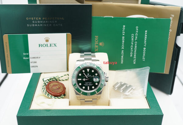 Rolex 116610LV SUBMARINER HULK GREEN DIAL GREEN BEZEL 40MM 2015 COMPLETE SET - Image 2
