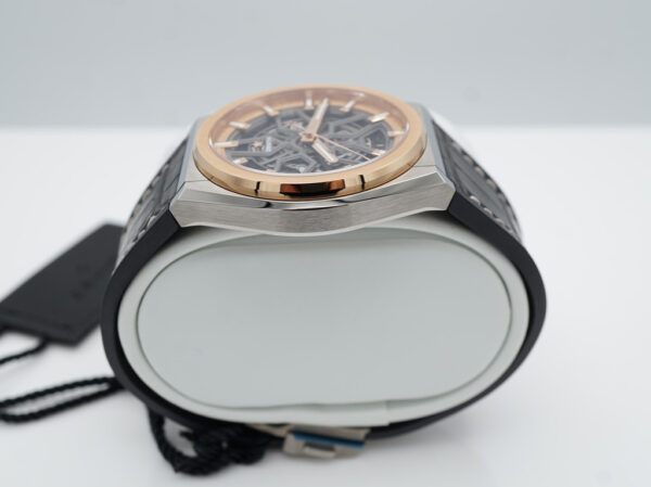 Zenith DEFY CLASSIC SKELETON DIAL TITANIUM CASE ROSE GOLD BEZEL FULL SET - Image 4