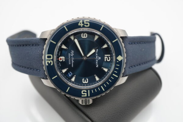 Blancpain FIFTY FATHOMS AUTOMATIC BLUE DIAL TITANIUM 2023 WARRANTY FULL SET - Image 8