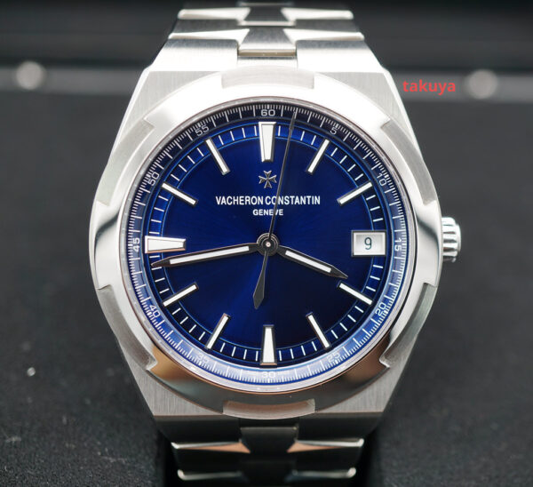 MINT Vacheron CONSTANTIN OVERSEAS STEEL BLUE DIAL 4500V 2022 WARRANTY FULL SET