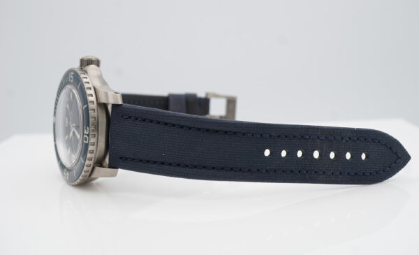 Blancpain FIFTY FATHOMS AUTOMATIC BLUE DIAL TITANIUM 2023 WARRANTY FULL SET - Image 5