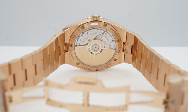 Vacheron CONSTANTIN OVERSEAS ROSE GOLD BLUE DIAL 4500V 2022 WARRANTY FULL SET - Image 9