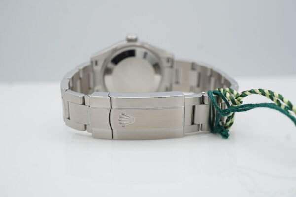 BRAND NEW Rolex 277200 OYSTER PERPETUAL 31 GREEN DIAL 2023 COMPLETE SET - Image 7