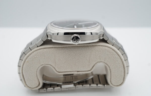 MINT H. Moser & Cie STREAMLINER CENTRE SECONDS MATRIX GREEN FUMÉ DIAL 40MM 2022 - Image 3