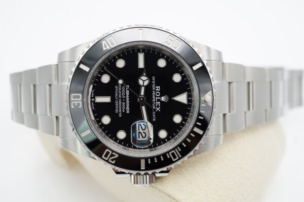 Rolex 126610LN SUBMARINER DATE 41MM NEW MODEL 2022 WARRANTY FULL SET - Image 9