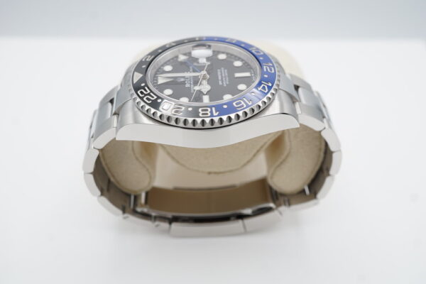 Rolex 126710BLNR GMT MASTER II BLACK BLUE BEZEL NEW MODEL 2022 FULL SET - Image 4