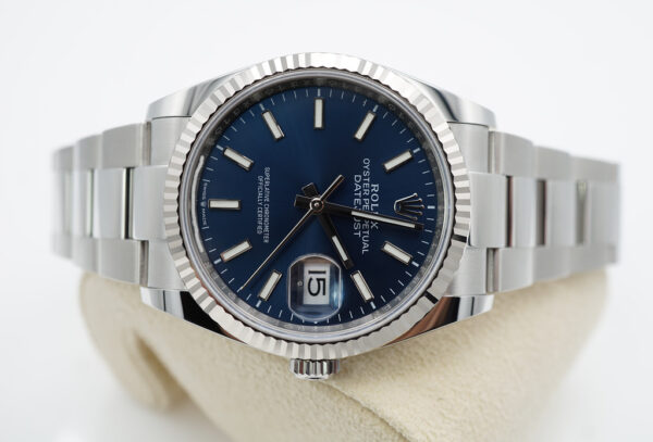 Rolex 126234 DATEJUST 36 FLUTED BEZEL BLUE DIAL 2023 WARRANTY FULL SET - Image 8