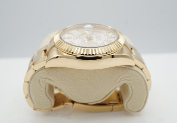 Rolex 326938 SKY-DWELLER 18K YELLOW GOLD SILVER ROMAN DIAL FULL SET - Image 4