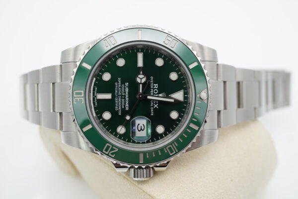Rolex 116610LV SUBMARINER HULK GREEN DIAL GREEN BEZEL 40MM 2018 COMPLETE SET - Image 9