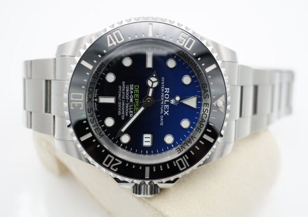 Rolex 136660 DEEPSEA D-BLUE DIAL JAMES CAMERON NEW MODEL 2023 FULL SET - Image 9