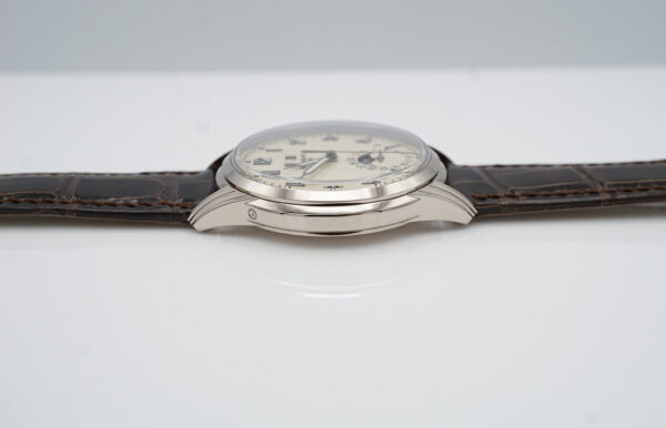 NEW Patek PHILIPPE 5320G PERPETUAL CALENDAR 18K WHITE GOLD CREAM DIAL FULL SET - Image 4