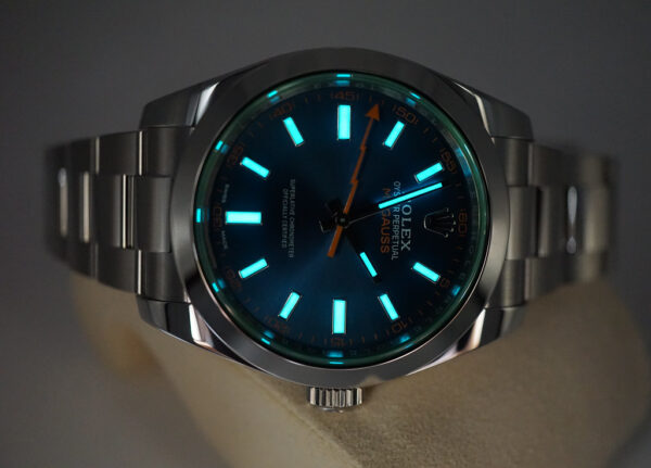 Rolex 116400GV MILGAUSS GREEN CRYSTAL Z BLUE DIAL WARRANTY COMPLETE SET - Image 11