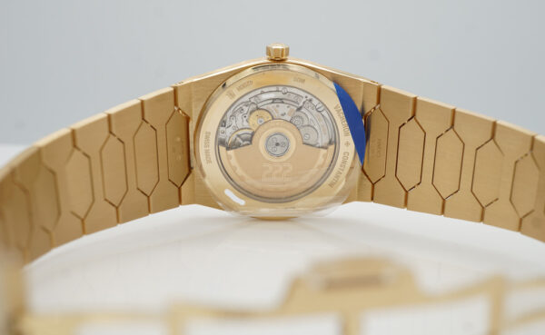 BRAND NEW Vacheron CONSTANTIN 222 HISTORIQUES YELLOW GOLD 4200H 2023 FULL SET - Image 9