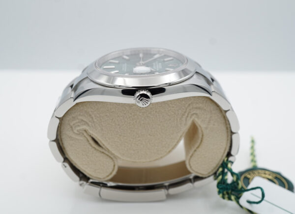 BRAND NEW Rolex 126300 DATEJUST 41 MINT GREEN DIAL OYSTER BAND 2023 COMPLETE SET - Image 3