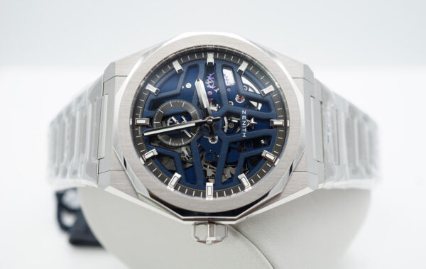 BRAND NEW ZENITH Defy SKYLINE SKELETON BLUE DIAL STAINLESS STEEL 2023 COMPLETE SET - Image 9