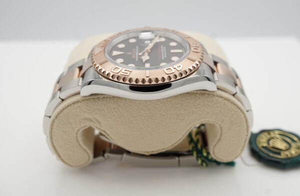 Rolex 126621 YACHTMASTER 18K ROSE GOLD STEEL BLACK DIAL 40MM 2023 FULL SET - Image 4