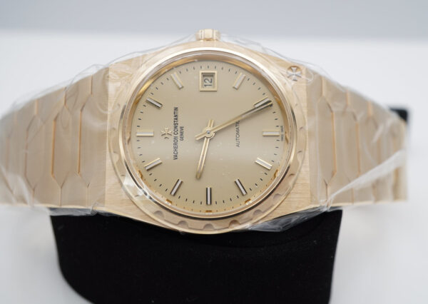 BRAND NEW Vacheron CONSTANTIN 222 HISTORIQUES 18K YELLOW GOLD 4200H 2023 COMPLETE SET - Image 11