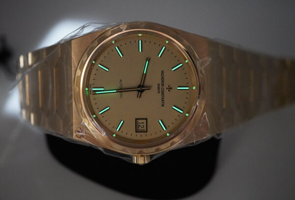 BRAND NEW Vacheron CONSTANTIN 222 HISTORIQUES 18K YELLOW GOLD 4200H 2023 COMPLETE SET - Image 12