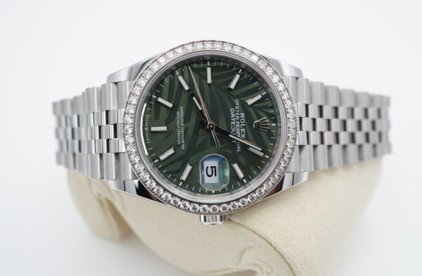 Rolex 126284RBR DATEJUST 36 PALM DIAL DIAMOND BEZEL JUBILEE BAND 2022 FULL SET - Image 9