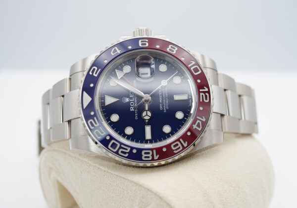 Rolex 126719BLRO GMT MASTER 2 WHITE GOLD PEPSI BEZEL BLUE DIAL 2022 FULL SET - Image 10