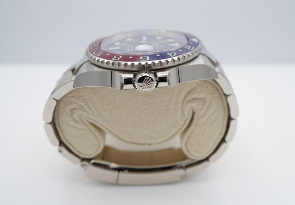 Rolex 126719BLRO GMT MASTER 2 WHITE GOLD PEPSI BEZEL BLUE DIAL 2022 FULL SET - Image 3