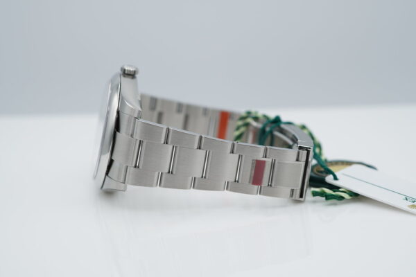 NEW Rolex 124300 OYSTER PERPETUAL 41 GREEN DIAL 2022 COMPLETE SET - Image 6