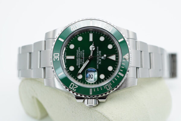 Rolex 116610LV SUBMARINER HULK GREEN DIAL GREEN BEZEL 40MM COMPLETE SET - Image 9