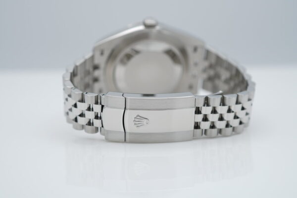 Rolex 126334 DATEJUST 41 FLUTED BEZEL BLUE DIAMOND DIAL JUBILEE BAND COMPLETE SET - Image 7