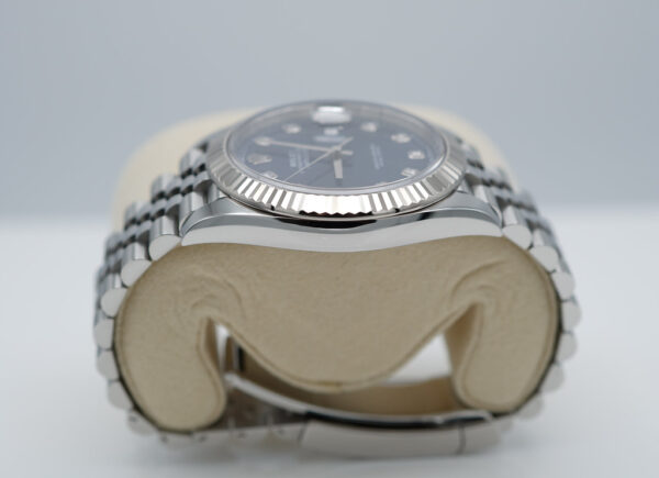 Rolex 126334 DATEJUST 41 FLUTED BEZEL BLUE DIAMOND DIAL JUBILEE BAND COMPLETE SET - Image 4