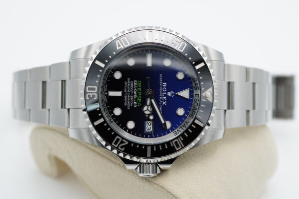 Rolex 136660 DEEPSEA D-BLUE DIAL JAMES CAMERON NEW MODEL 2023 FULL SET - Image 9