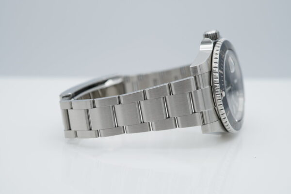 Rolex 116610LN SUBMARINER CERAMIC DATE 40MM 2020 WARRANTY FULL SET - Image 6
