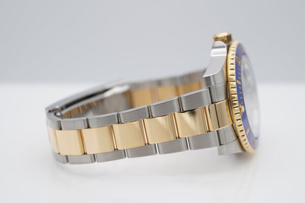 Rolex 116613LB SUBMARINER BLUESY 2 TONE SUNBURST BLUE DIAL FULL SET - Image 6