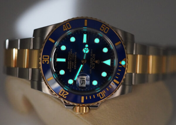 Rolex 116613LB SUBMARINER BLUESY 2 TONE SUNBURST BLUE DIAL FULL SET - Image 11