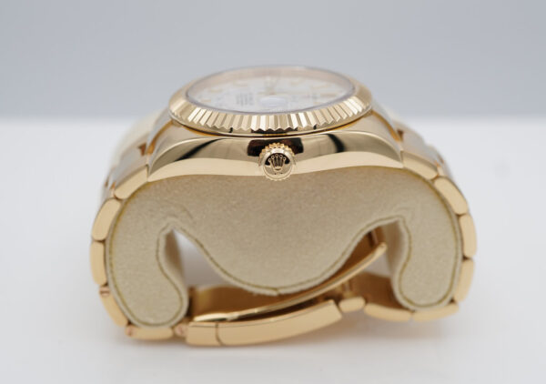 Rolex 326938 SKY-DWELLER 18K YELLOW GOLD WHITE STICK DIAL COMPLETE SET - Image 3