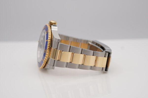 Rolex 126613LB SUBMARINER BLUESY YELLOW GOLD STEEL BLUE DIAL 2021 41MM FULL SET - Image 5