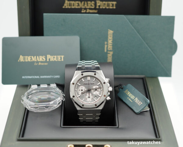 BRAND NEW Audemars PIGUET ROYAL OAK CHRONOGRAPH 26715ST GREY DIAL 2023 FULL SET - Image 2