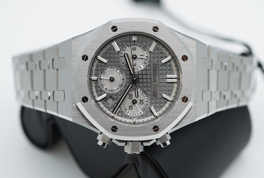 Audemars Piguet Royal Oak Chronograph 38mm Rose Gold Diamond Set Bezel  Black Onyx Diamond Baguette Dial 26715OR.ZZ.1356OR.02