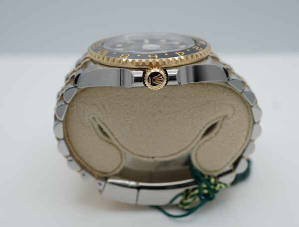 BRAND NEW Rolex 126713GRNR GMT MASTER 2 YELLOW GOLD STEEL GREY BLACK BEZEL JUBILEE BAND 2023 FULL SET - Image 3