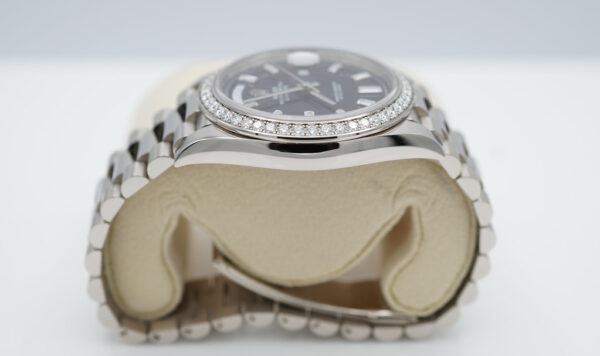 Rolex 228349RBR DAY DATE 40 WHITE GOLD BAGUETTE DIAMOND BLACK DIAL 2022 FULL SET - Image 4