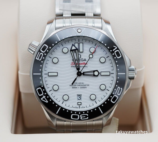 BRAND NEW Omega SEAMASTER DIVER 300M WHITE WAVE DIAL BRACELET 2023 FULL SET