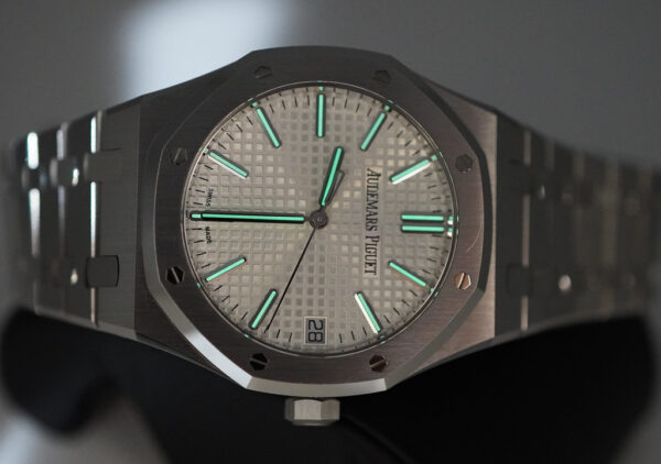 Audemars PIGUET ROYAL OAK 50th ANNIVERSARY 15510ST WHITE DIAL 2022 FULL SET - Image 12