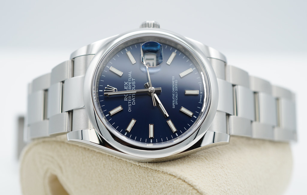 MINT Rolex 126200 DATEJUST 36 BLUE DIAL OYSTER BAND 2023